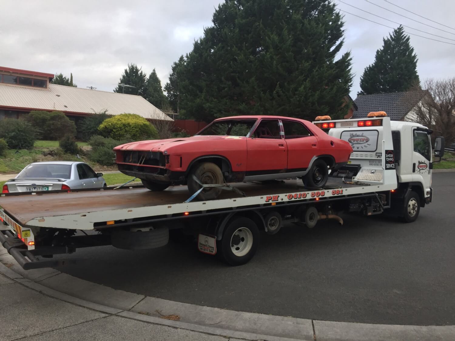 Car-Towing-Taylors-Hill